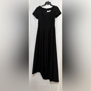 Chic Black Maxi Skirt for Women